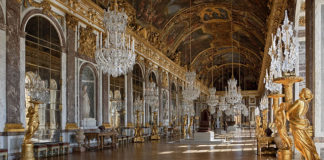 Galerie des Glaces - Hall of Mirrors in the Palace of Versailles