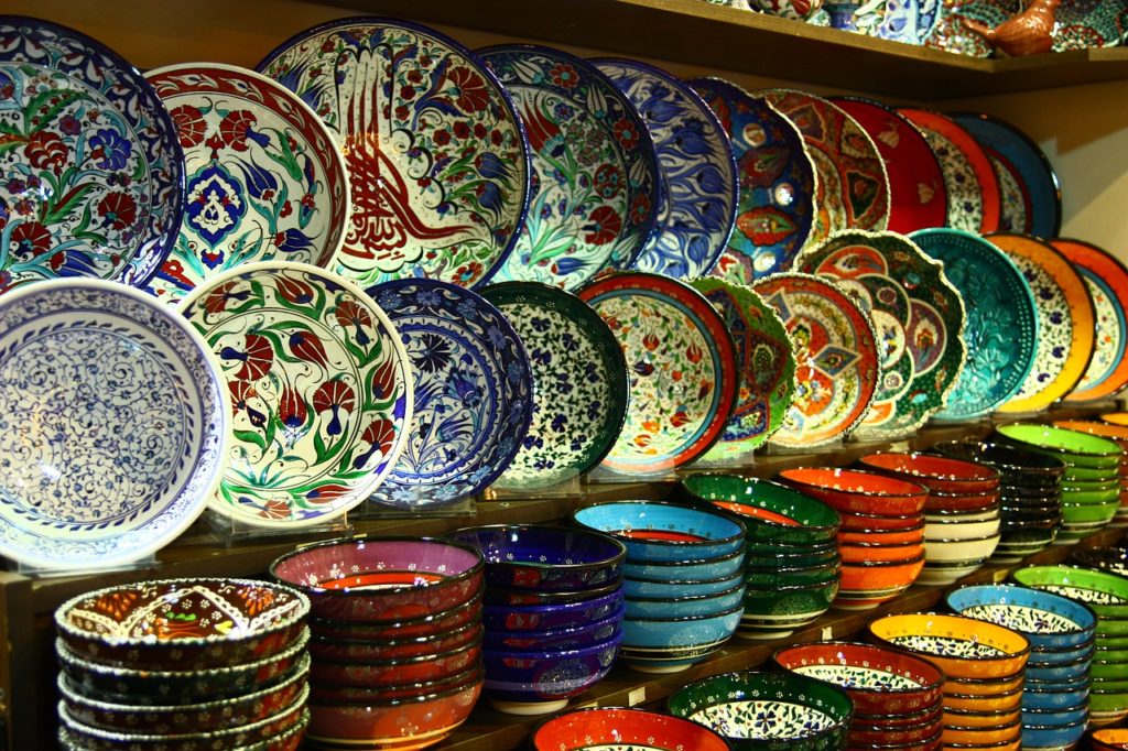 Craft plate at Grand Bazaar, Istanbul, Turkey