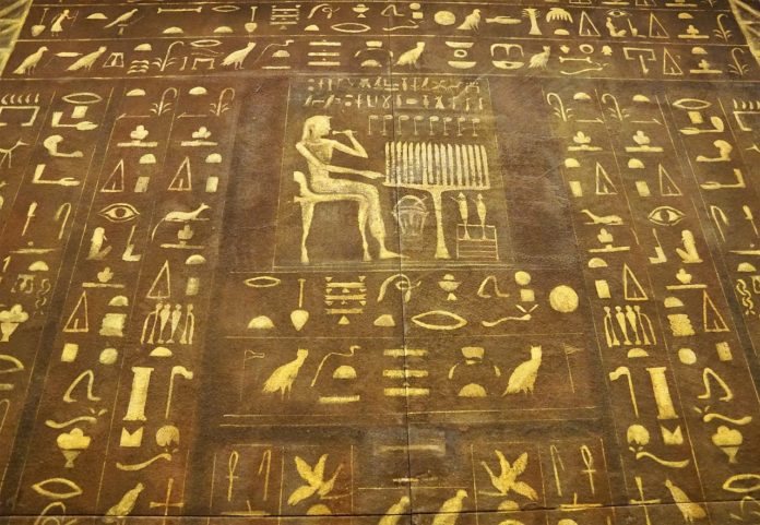 hieroglyphics-luxor-egypt