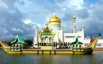 tours-omar-ali-saifuddin-mosque-brunei