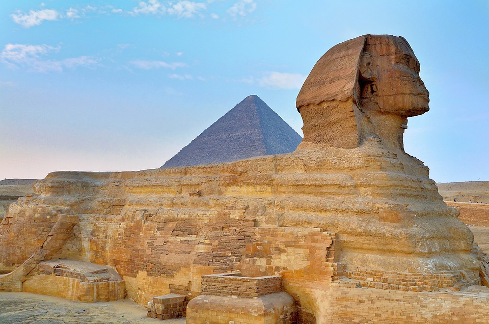 sphinx-pyramid-egypt-tours