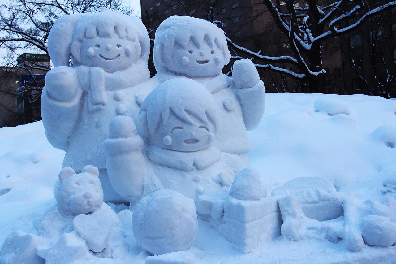 snow-carving-festival-sapporo